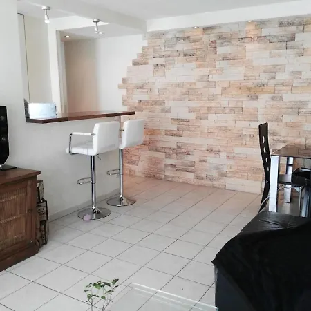 Beau T2 A 200m De La Et Proches Toutes Commodites 公寓 昂蒂布