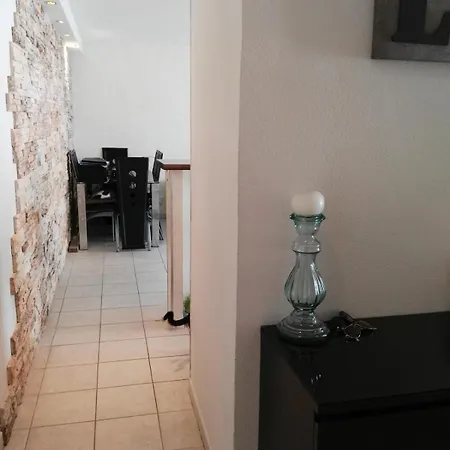 Beau T2 A 200m De La Et Proches Toutes Commodites Appartement *